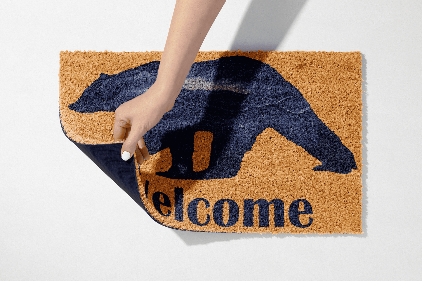 🐻 Welcome Bear – Rustic Outdoor Coir Mat